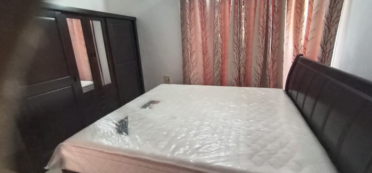 2000 sqft Excellent Gated community Villa sale in vadanemilli ECR