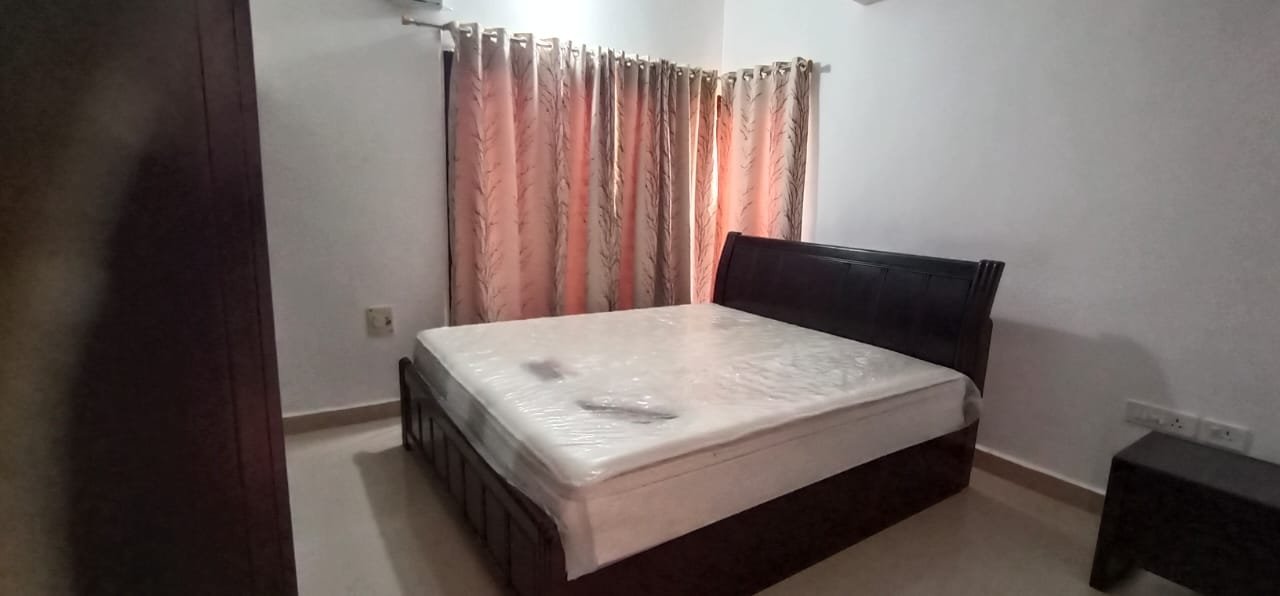 2000 sqft Excellent Gated community Villa sale in vadanemilli ECR