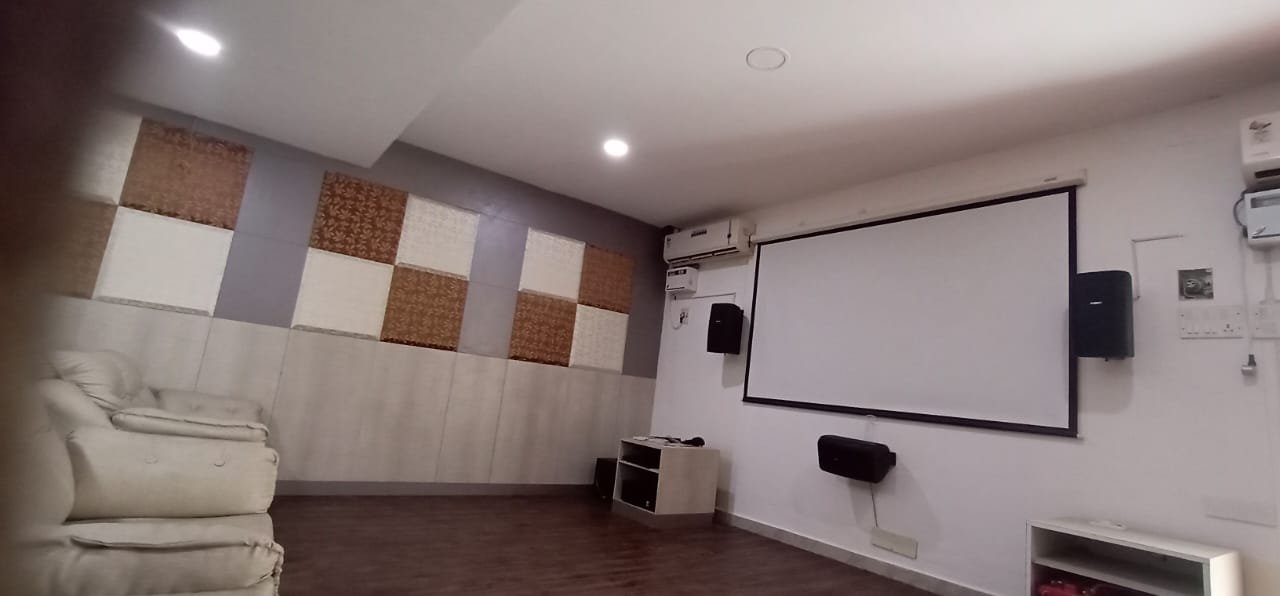 2000 sqft Excellent Gated community Villa sale in vadanemilli ECR