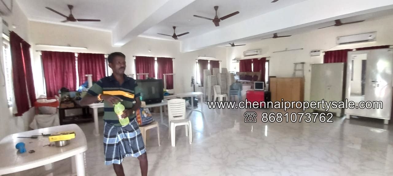 2000 sqft Excellent Gated community Villa sale in vadanemilli ECR