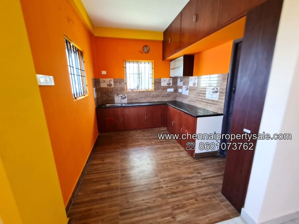 1200 sqft 2 BHK Residential Flat for sale in Gerugambakkam