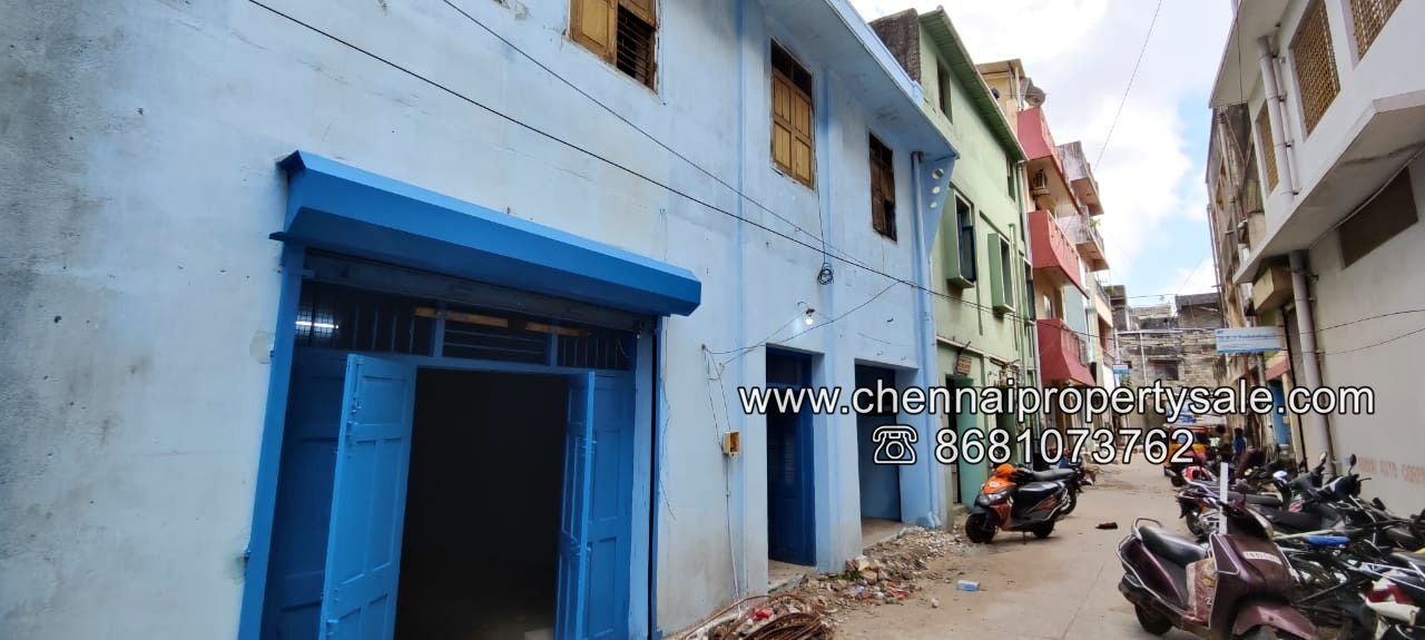 Individual Old Building sale in Mount Road