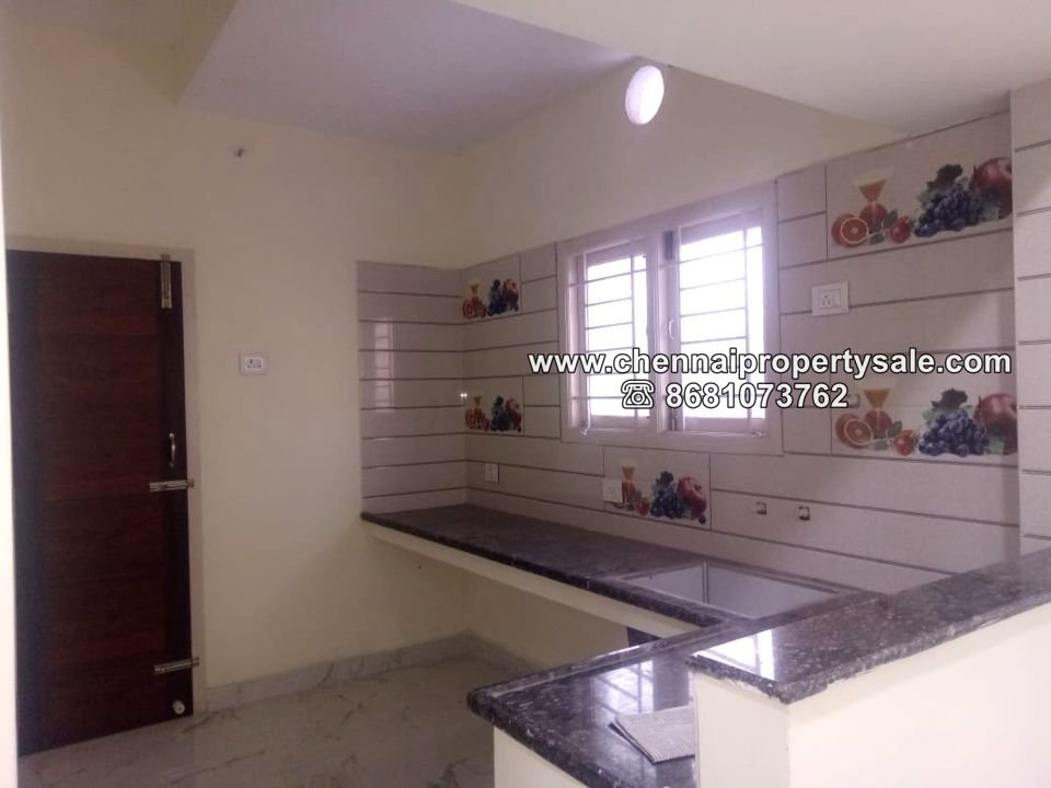 2000 Sqft 3 BHK Individual Duplex House Sale in Gerugambakkam