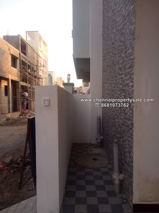 2000 Sqft 3 BHK Individual Duplex House Sale in Gerugambakkam