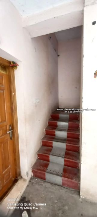 800 Sqft 2 BHK Flat Sale in Koyambedu