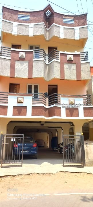800 Sqft 2 BHK Flat Sale in Koyambedu