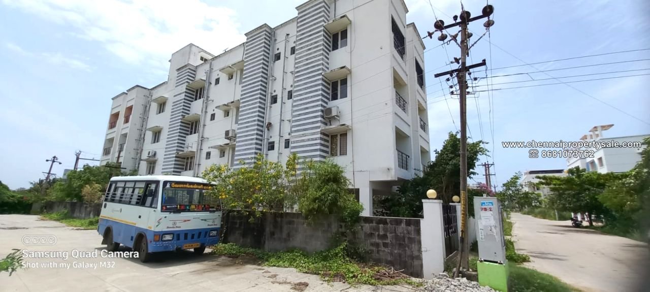 Flat Sale in Karapakkam