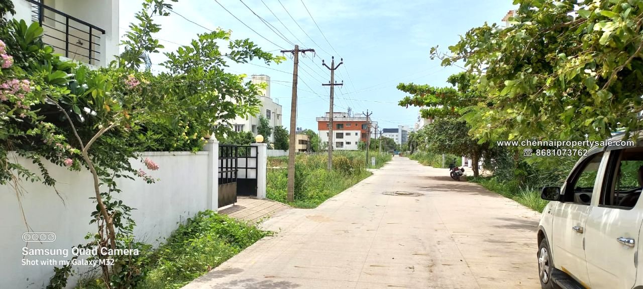 2043 Sqft 3 BHK Flat Sale in Karapakkam