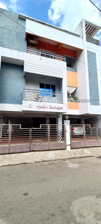 2195 Sqft 3 BHK Duplex Flat Sale in Koyambedu