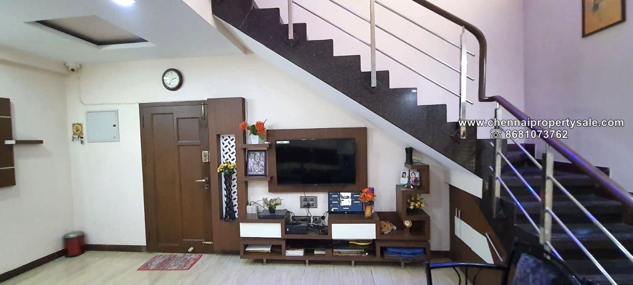 2195 Sqft 3 BHK Duplex Flat Sale in Koyambedu