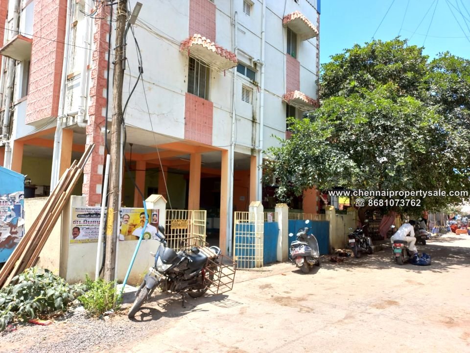 12000 Sqft Commercial Building Sale in Selaiyur