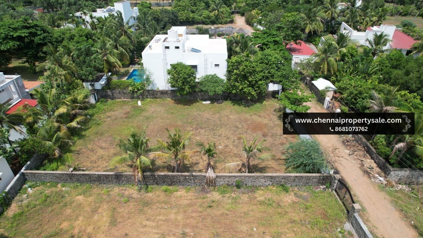 9600 sqft Residential Plot Sale in Muttukadu