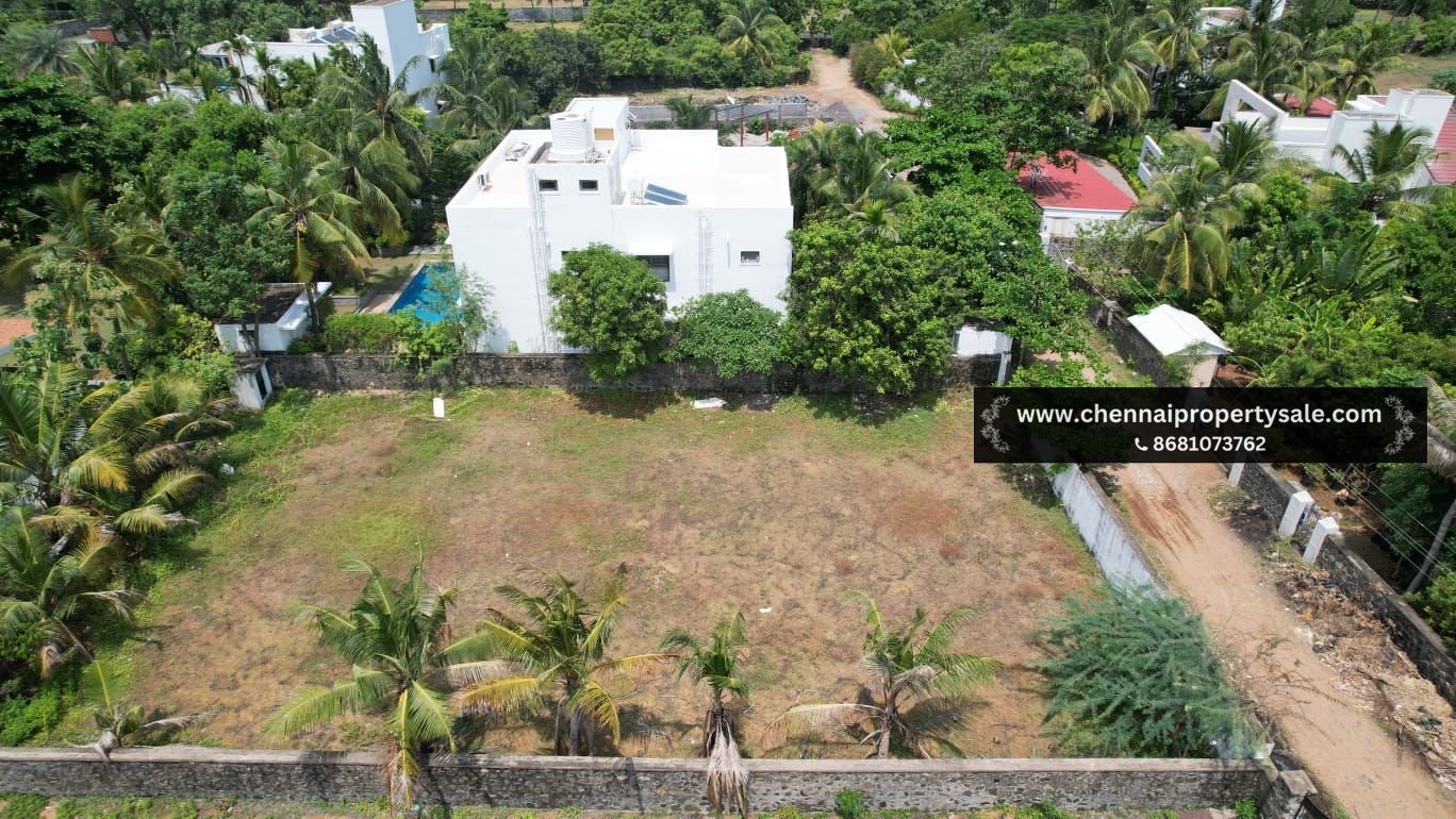 9600 sqft Residential Plot Sale in Muttukadu