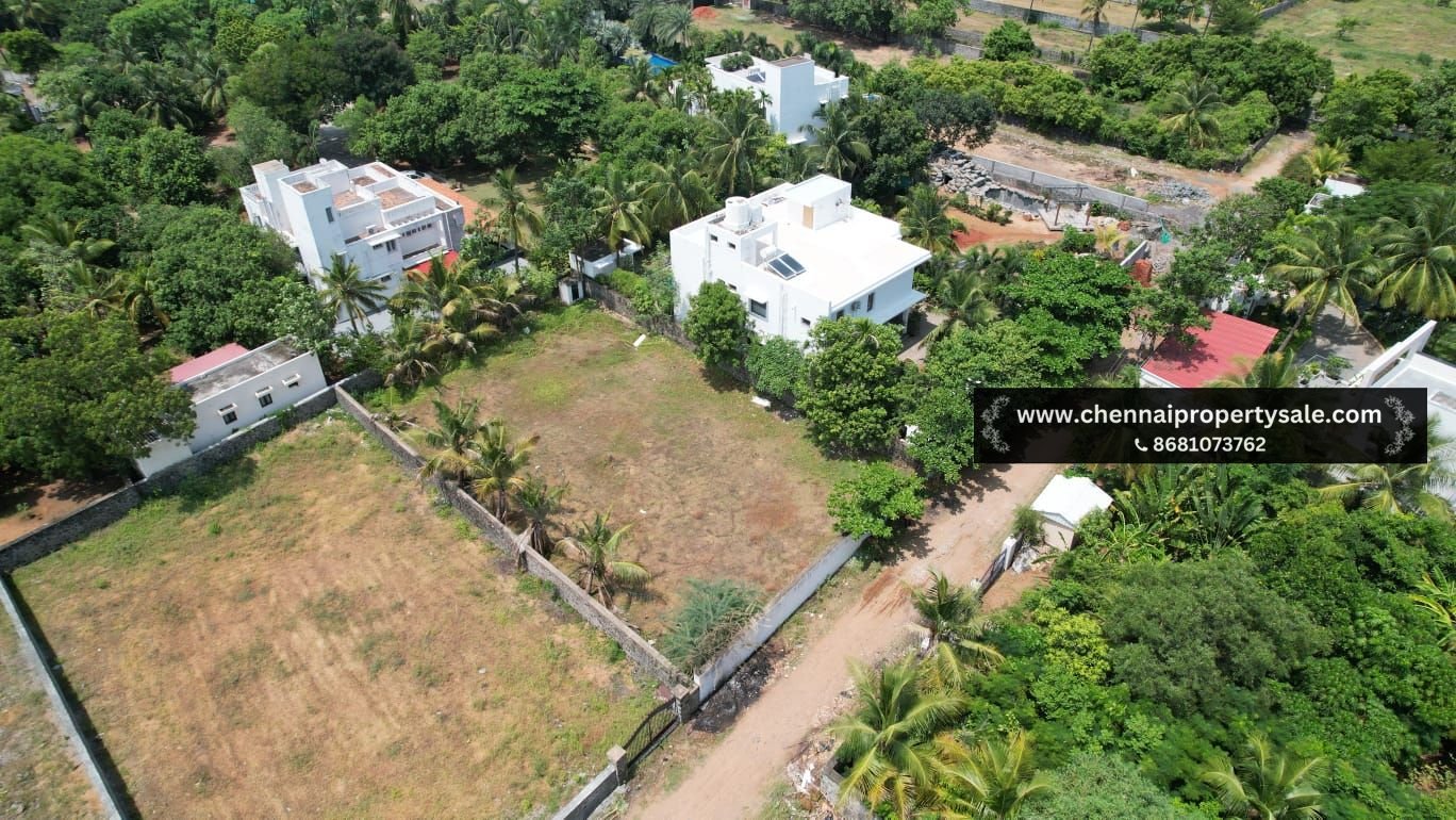 9600 sqft Residential Plot Sale in Muttukadu