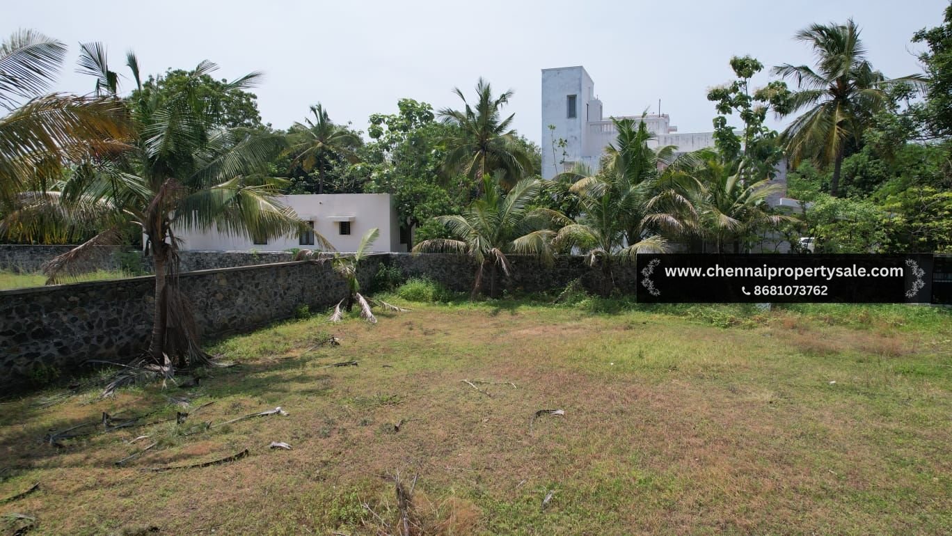 9600 sqft Residential Plot Sale in Muttukadu