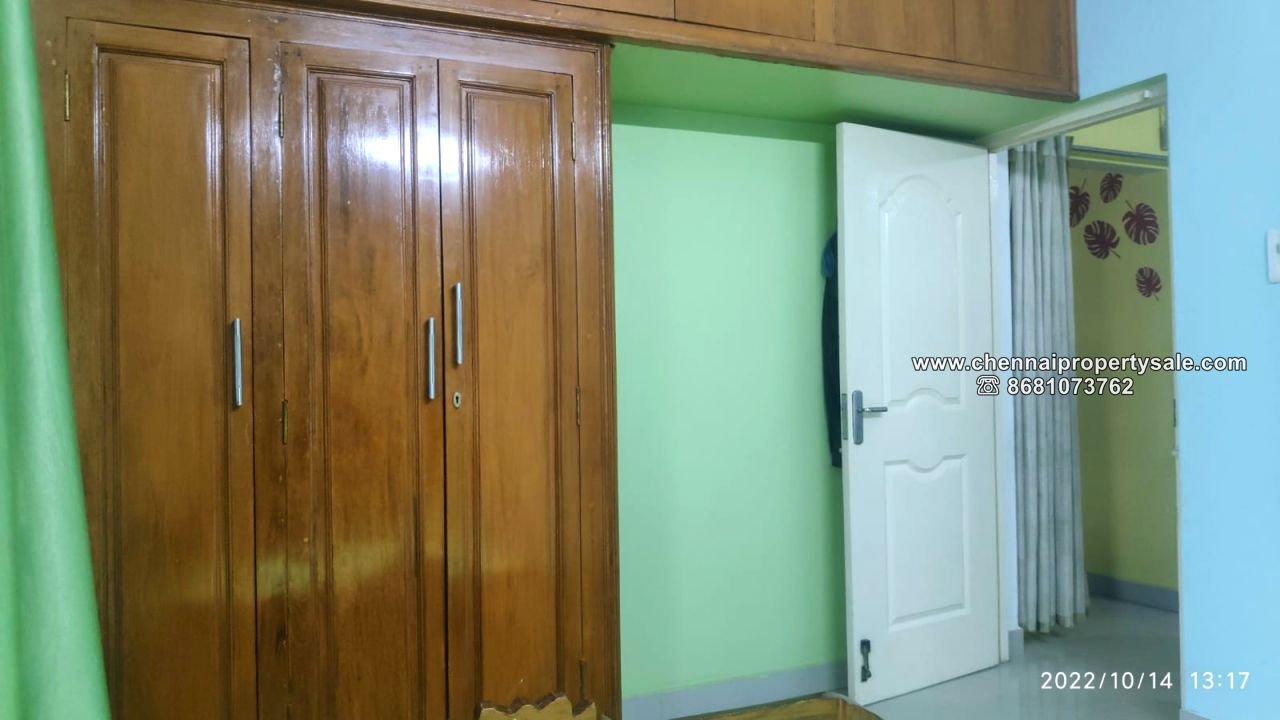 Residential cum Commercial Flat Sale in Medavakkam