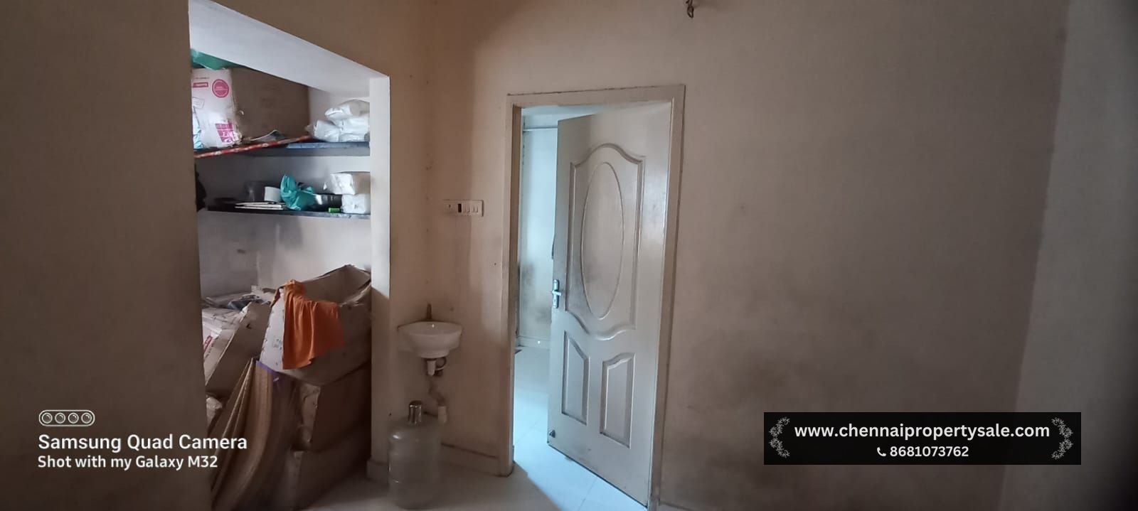 2700 Sqft Commercial Building Sale in Velachery