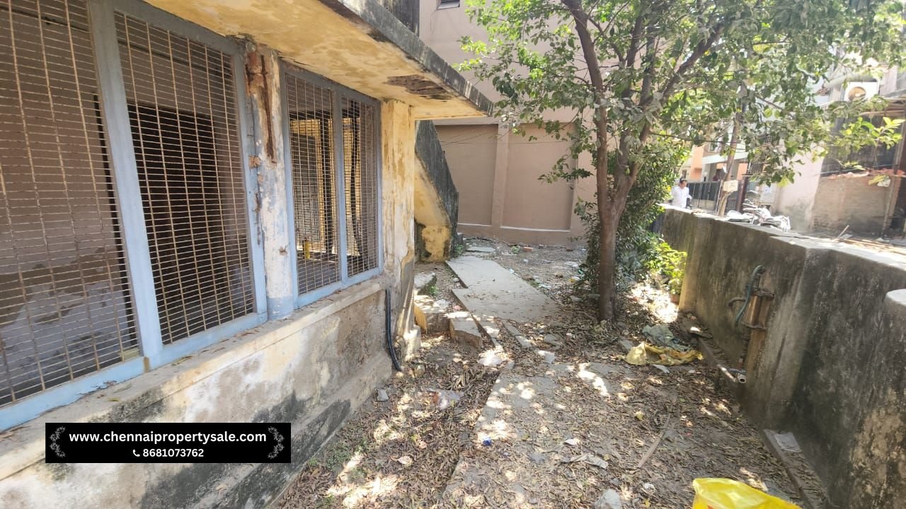 Individual Old House Sale in Villivakam