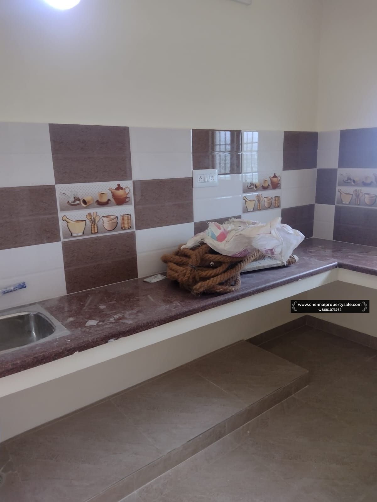 750 Sqft 2 BHK Flat Sale in Gerugambakkam