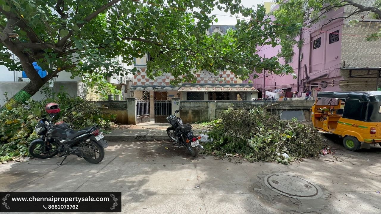 3280 Sqft Individual Old House sale in Perambur 