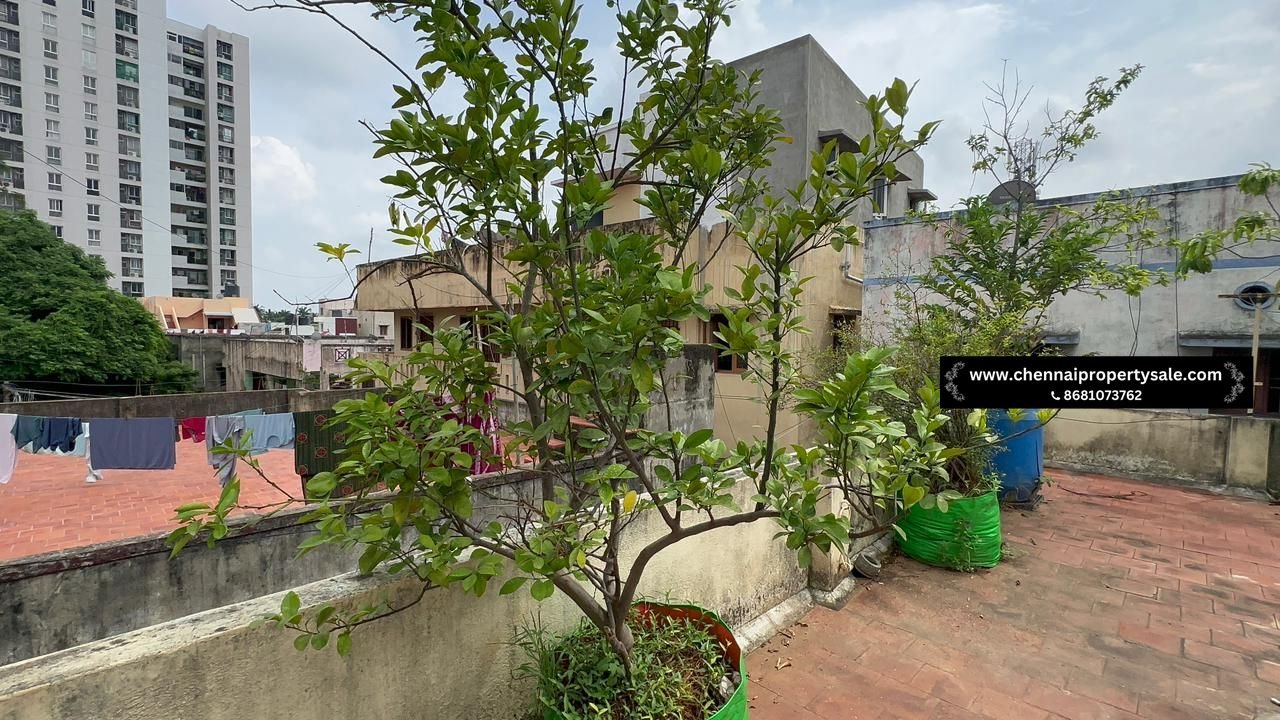 2800 Sqft Commercial Rental Income Property Sale in Medavakkam