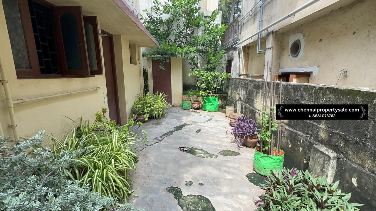 2800 Sqft Commercial Rental Income Property Sale in Medavakkam
