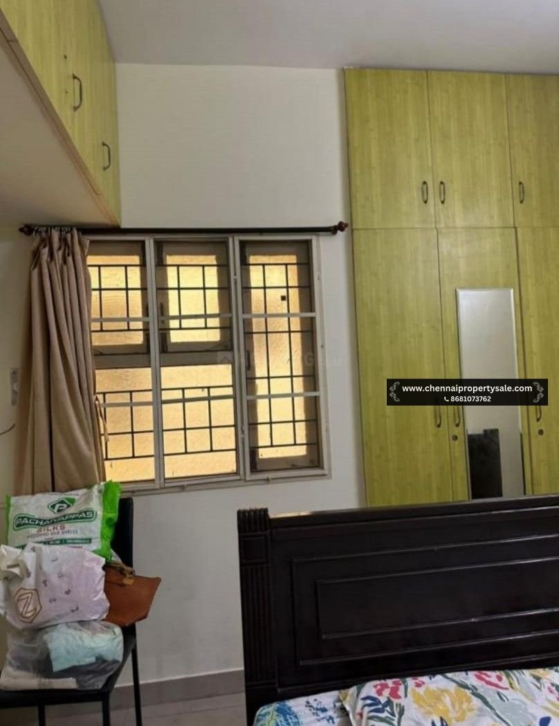 889 Sqft 2 BHK Flat Sale in Koyambedu