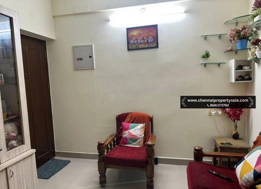 889 Sqft 2 BHK Flat Sale in Koyambedu