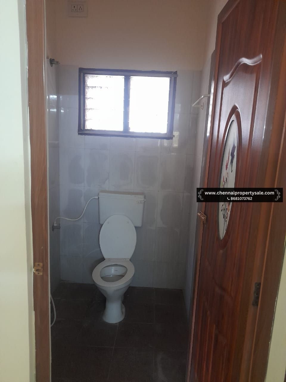 Income Building Sale in Karapakkam OMR