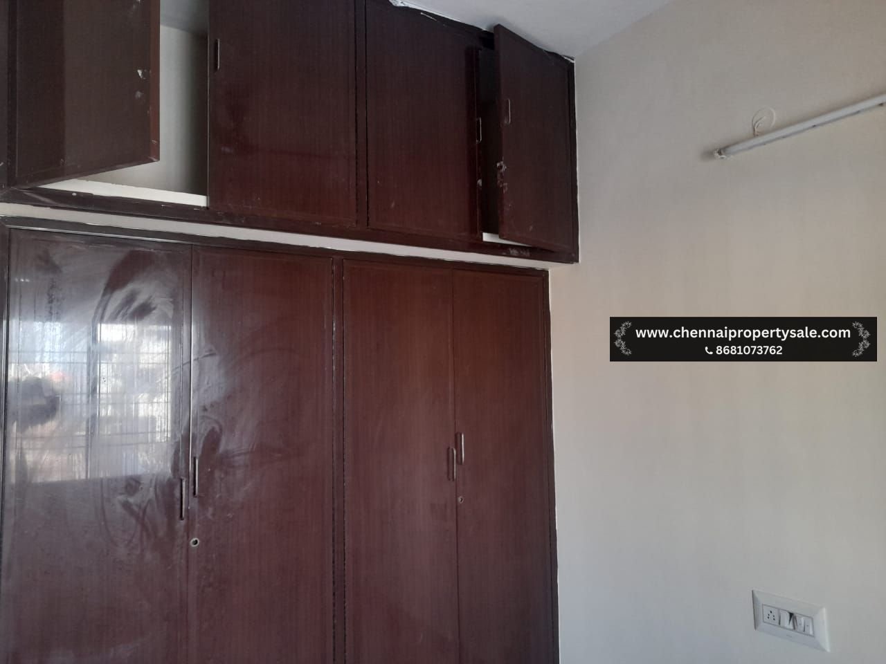 Income Building Sale in Karapakkam OMR