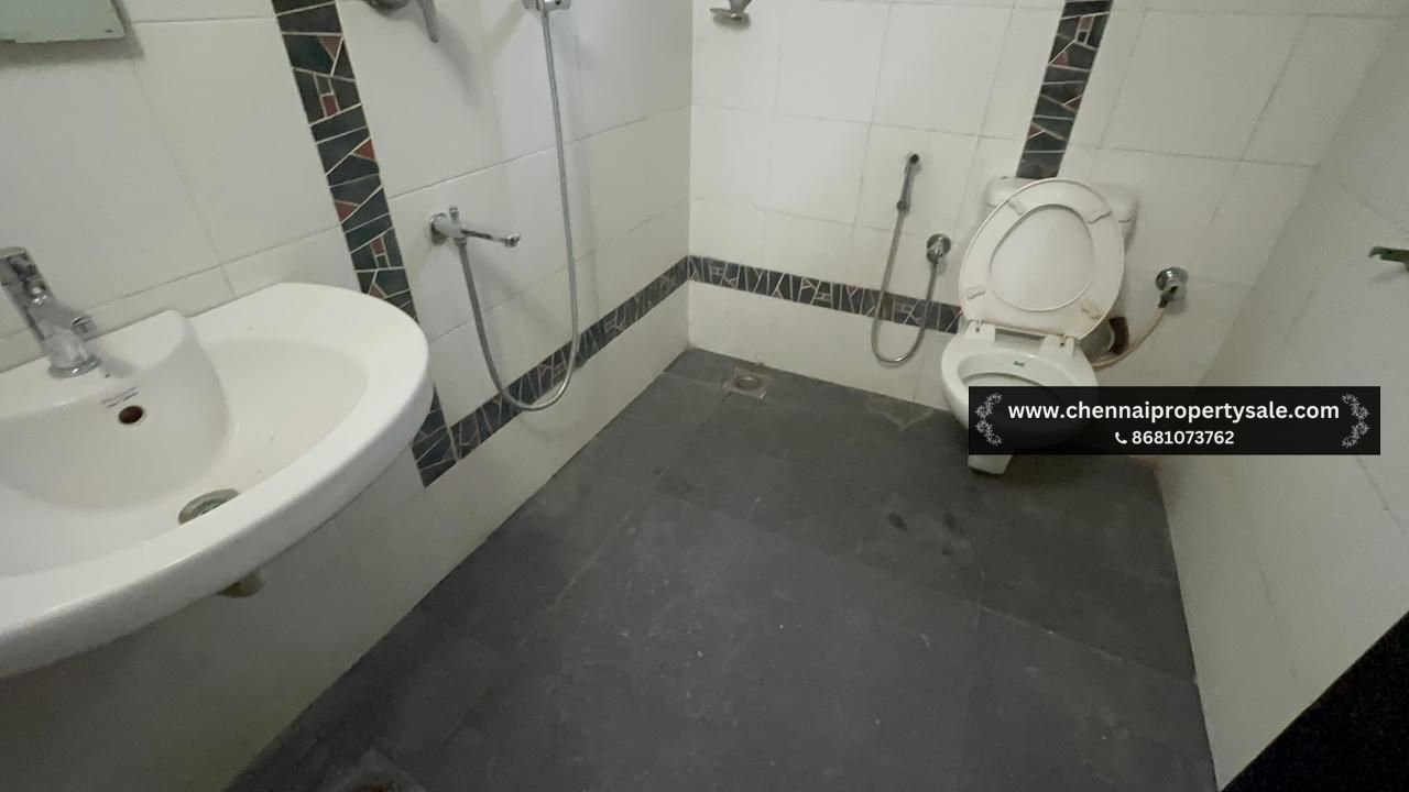 4200 Sqft Individual House Sale in Virugambakkam