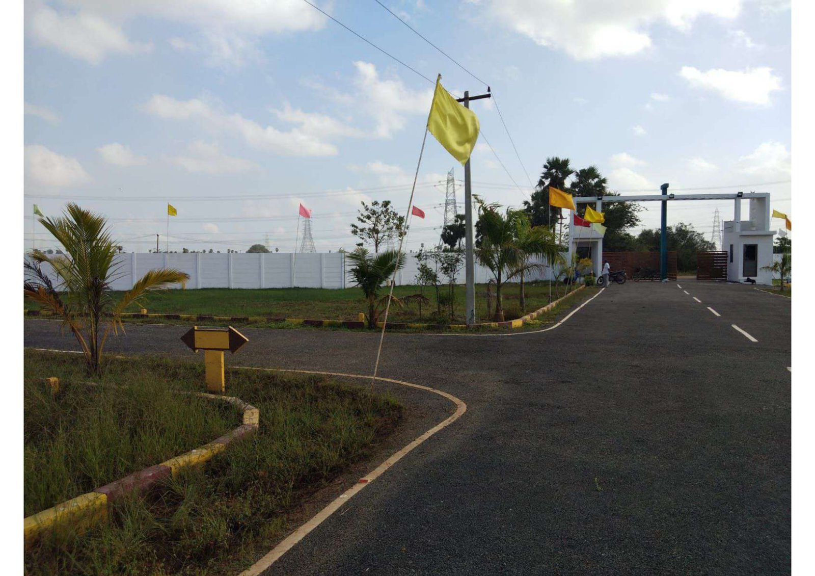 Premium Residential plots sale in Redhills Karanodai