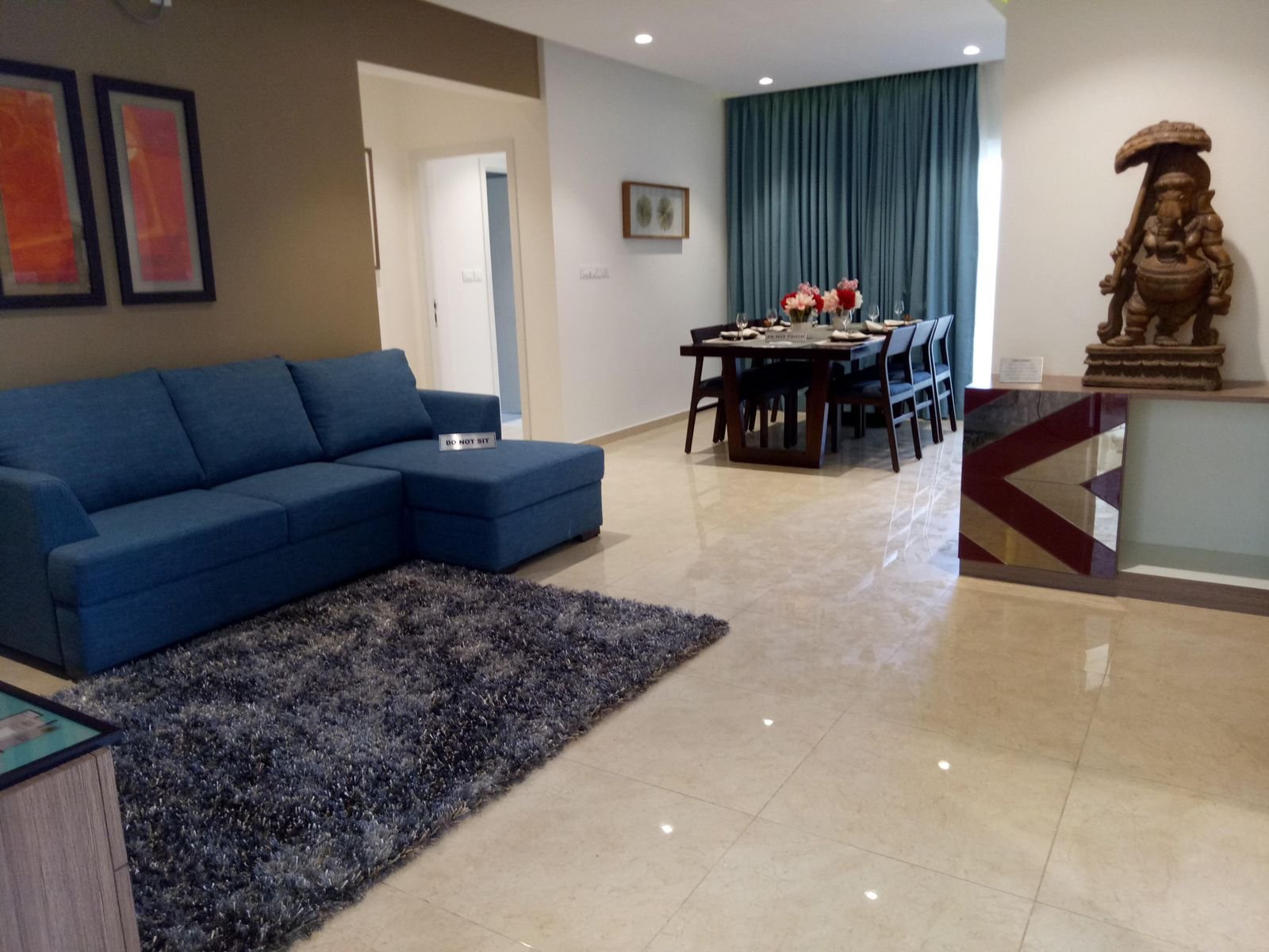 Mesmerising flats sale at Mahindra World city