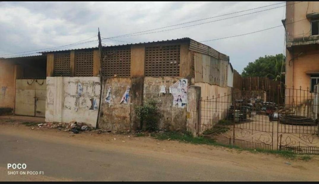 Commercial Godown property for sale in Chennai Redhills 
