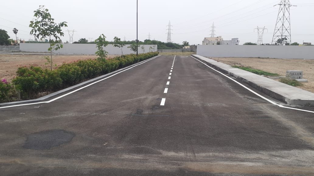 Gated Community premium plots at Paruthipattu