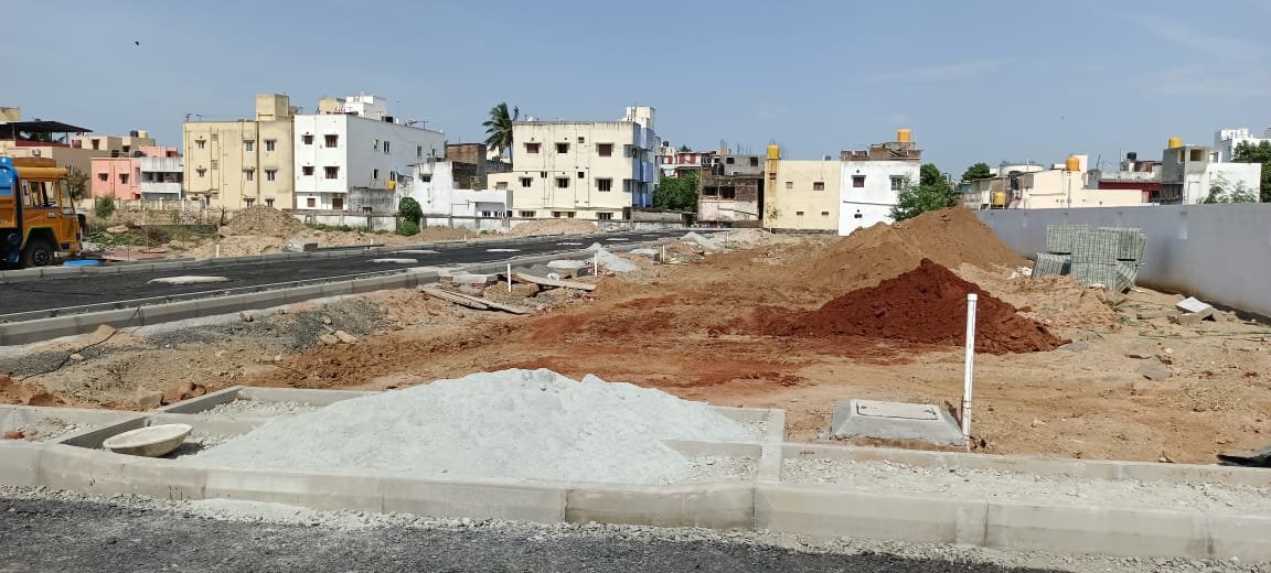 Gated Community premium plots sale in Manapakkam 