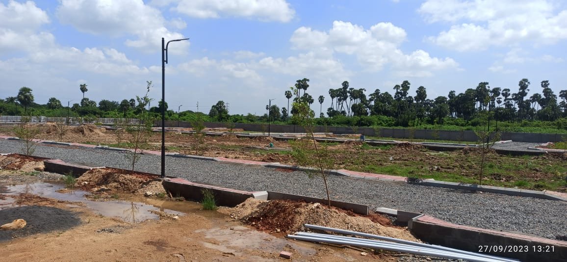 Gated Community premium plots sale in Thaiyur, OMR