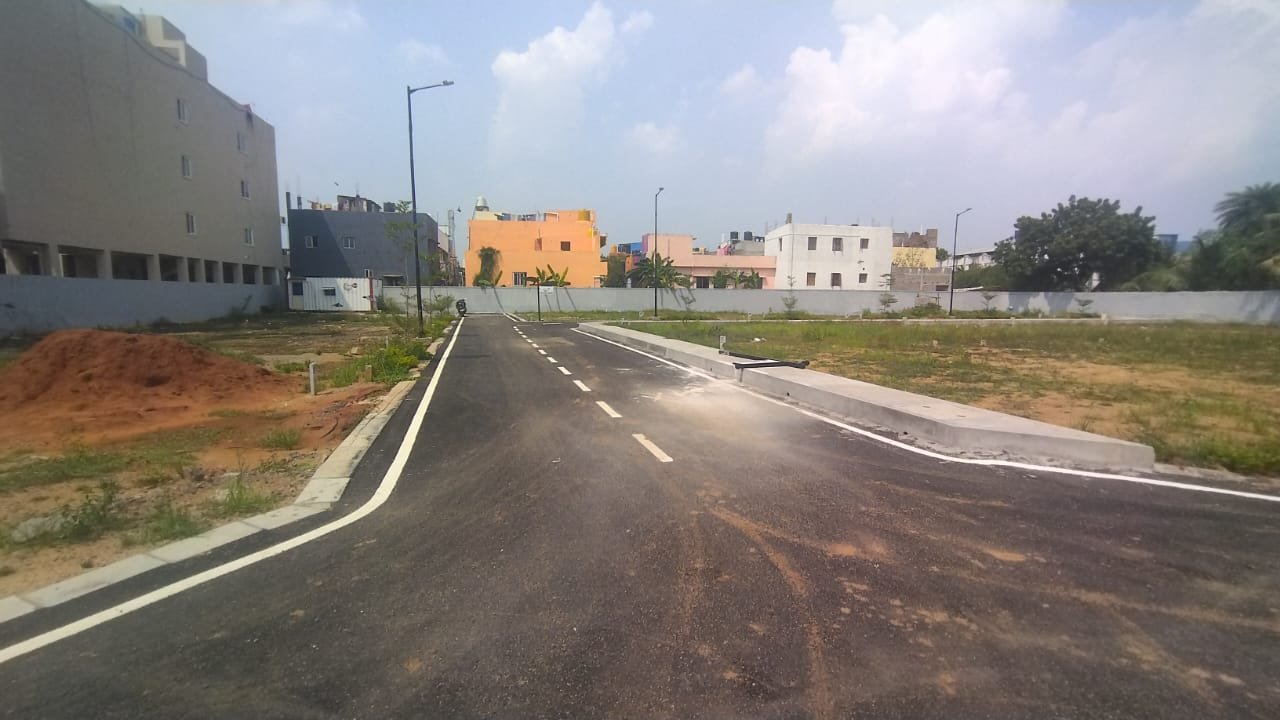 Gated Community premium plots sale in Thiruverkadu