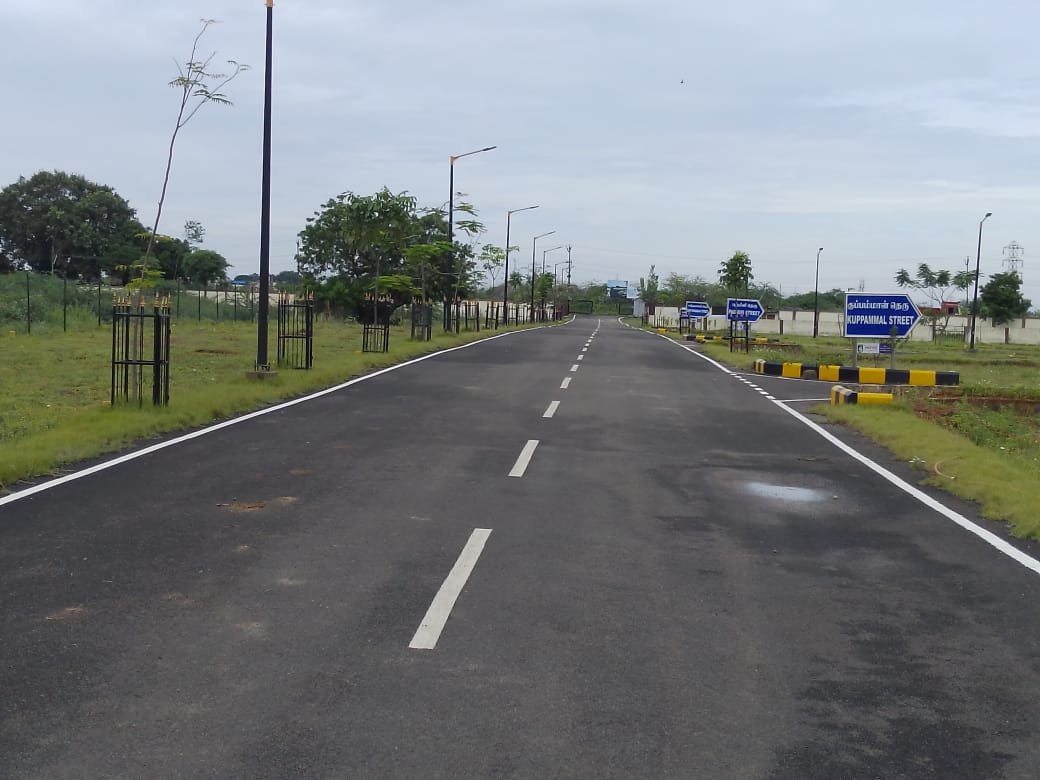 Gated community Luxury Villa Plots for Sale in Ayanambakam