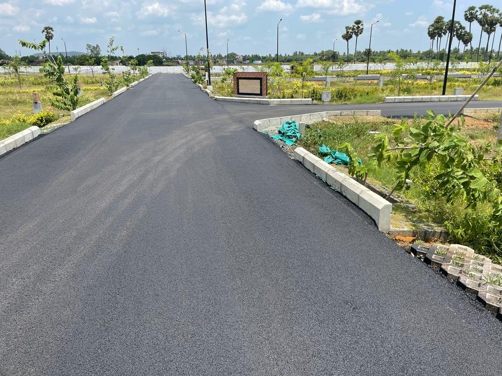 Gated community premium plots at Urapakkam