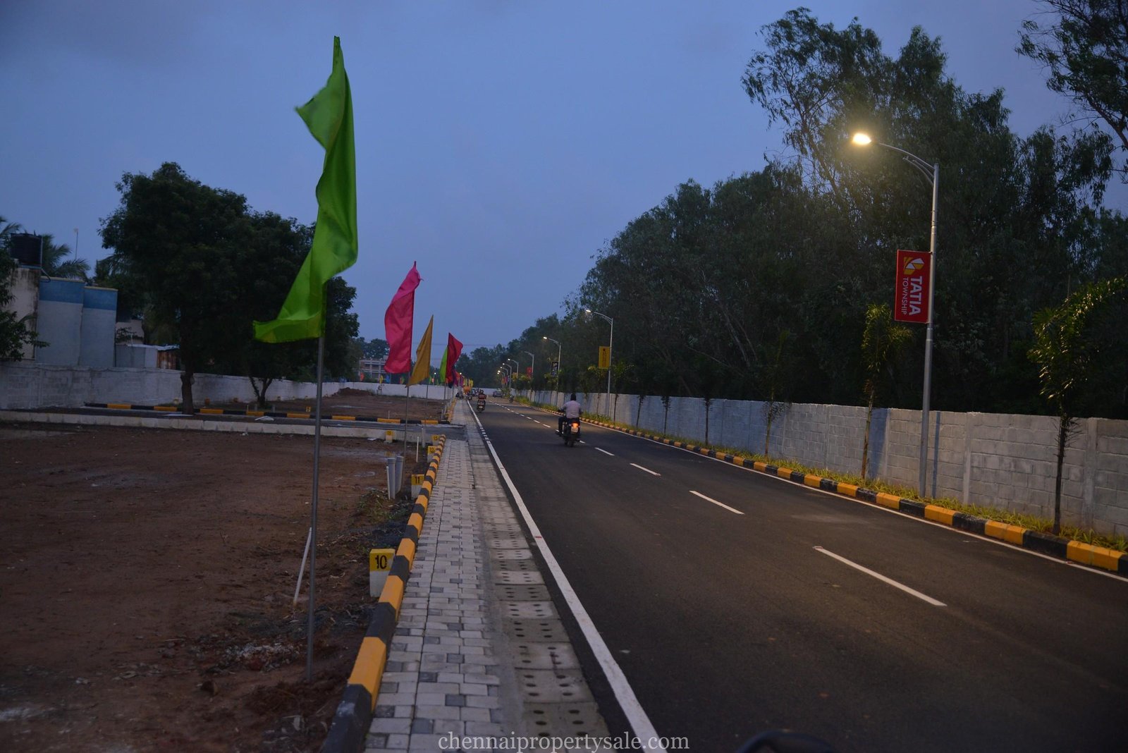 Gated community Luxury Villa Plots for Sale in Thalambur OMR