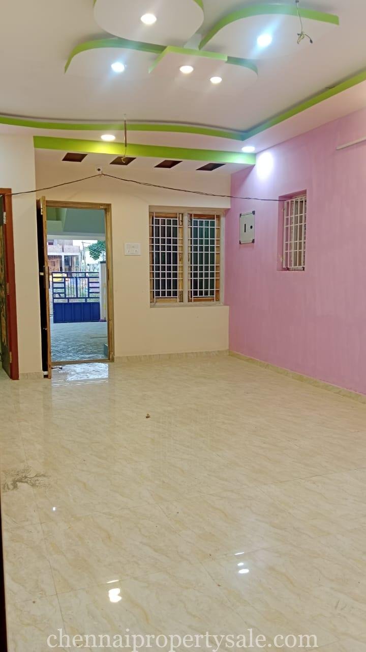 Individual 2bhk House with one Shop for sale Samayapuram