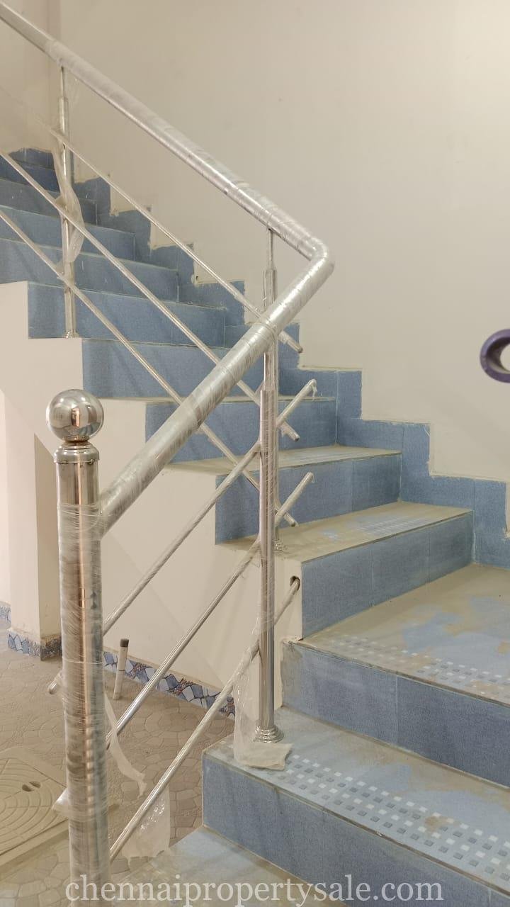 Individual 2bhk House with one Shop for sale Samayapuram