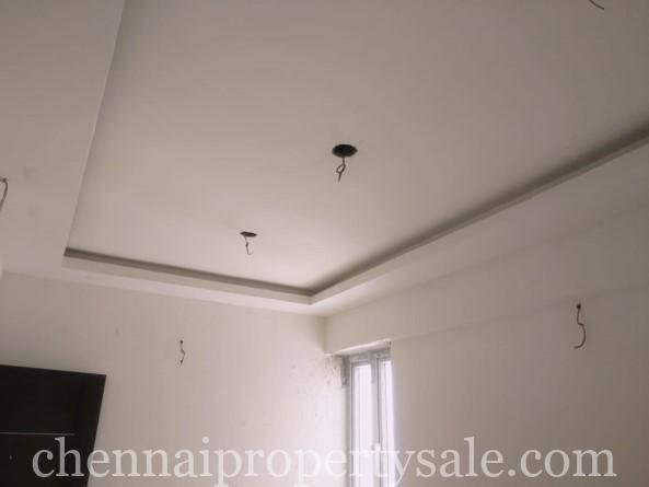 Luxuray Apartments sale in Medavakkam