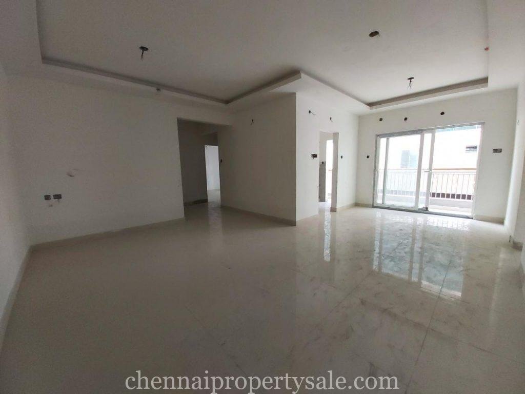 Luxuray Apartments sale in Medavakkam