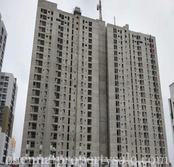 Luxuray Apartment Flats sale in Medavakkam