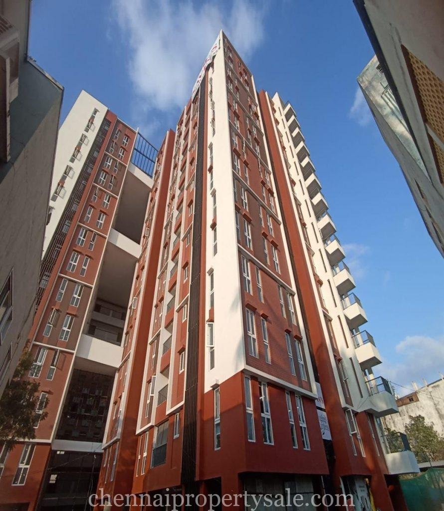 Luxuray Apartment Flats sale in Valasaravakkam