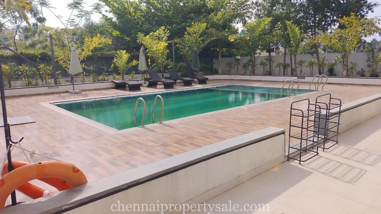 Luxuray Apartments sale in Manapakkam