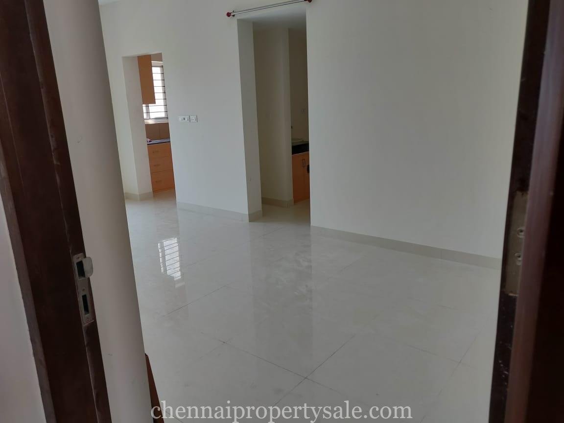 Luxuray Apartments sale in Manapakkam