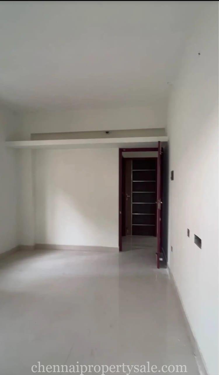 Luxuray Apartments sale in Valasaravakkam